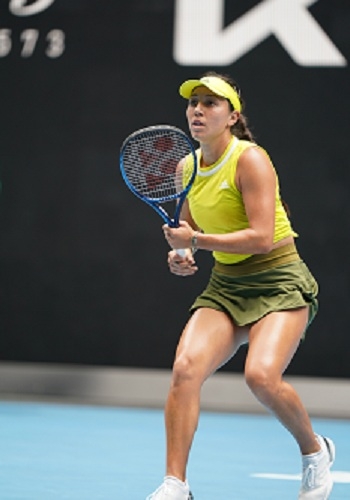 更让人感到 更让人感到