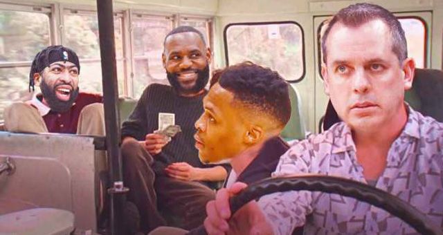 在两队均形 在两队均形