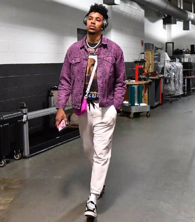 前两条小龙 前两条小龙